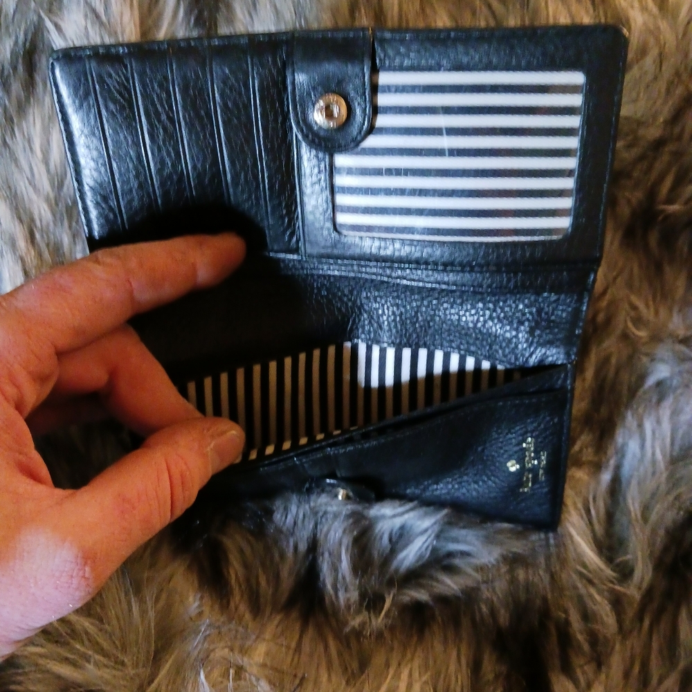 VINTAGE KATE SPADE CONTINENTAL WRISTLET - Picture 7 of 9